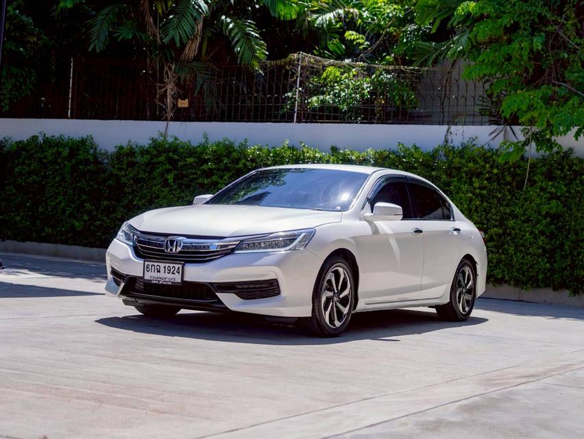 Honda ACCORD 2.0E MNC ปีจด 2017