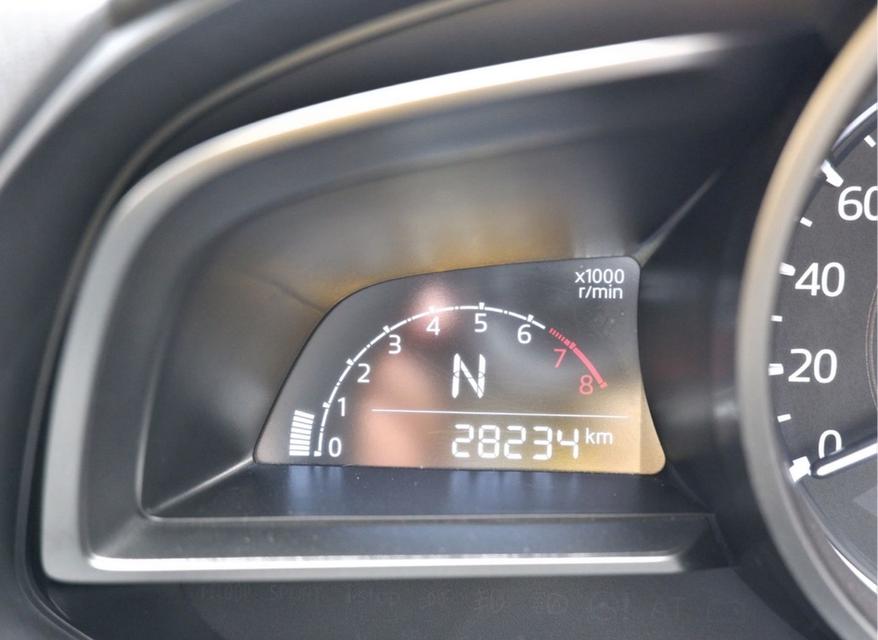 Mazda 2 1.3 High U 2018 เกียร์ AT 11