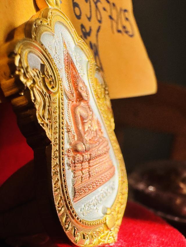  พระพุทธชินราช  8