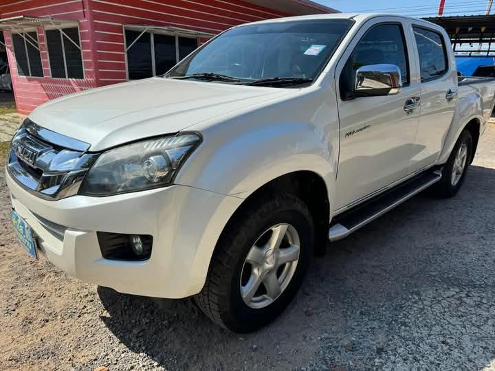 Isuzu D-Max สภาพใหม่ๆ 3