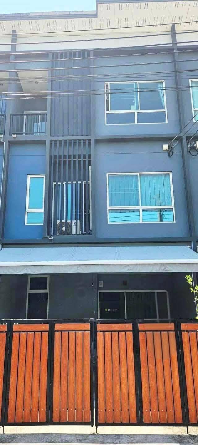 ทาวน์โฮม 3 ชั้น 📍สัมมากร อเวนิว สุวรรณภูม #ใกล้ถนนกรุงเทพกรีฑา 1