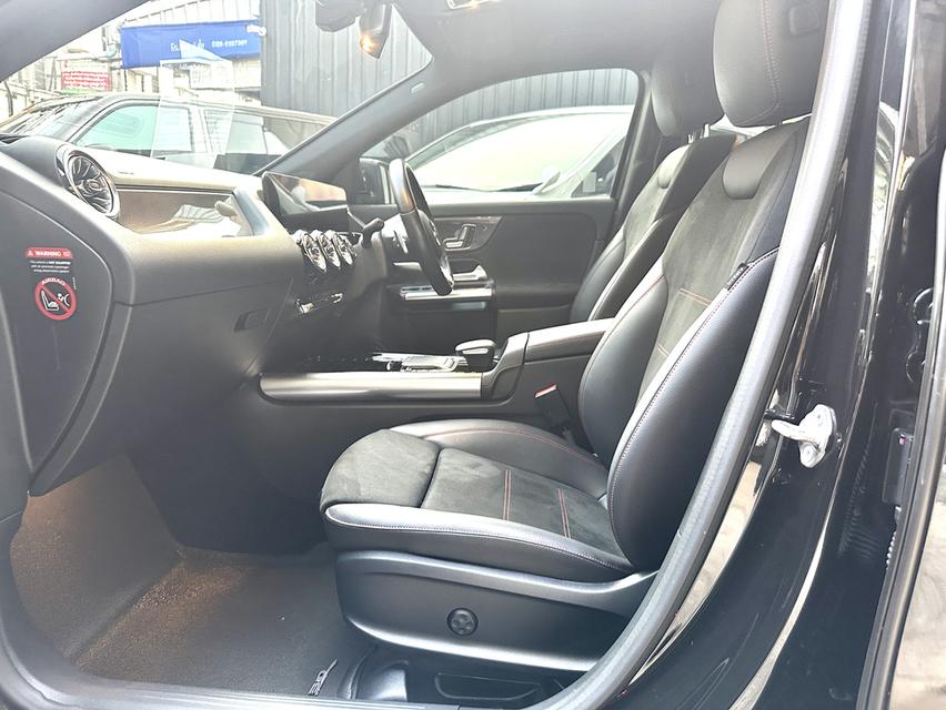 MERCEDES BENZ GLA200 AMG Dynamic ปี2021/2023 13