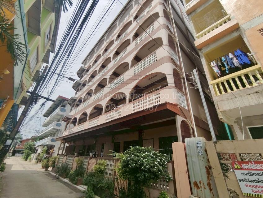 อพาร์ทเม้นท์บ้านทัศนีย์ 6 ชั้น ถนนพหลโยธิน ซอยคลองหลวง 35 แยก 2 ต.คลองหนึ่ง อ.คลองหลวง จ.ปทุมธานี