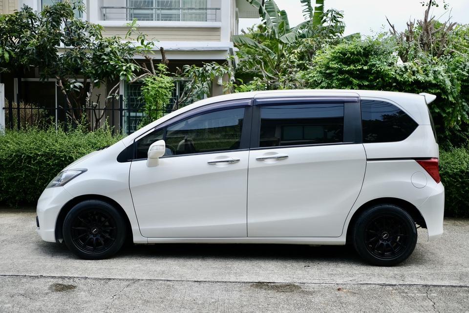 honda freed 12