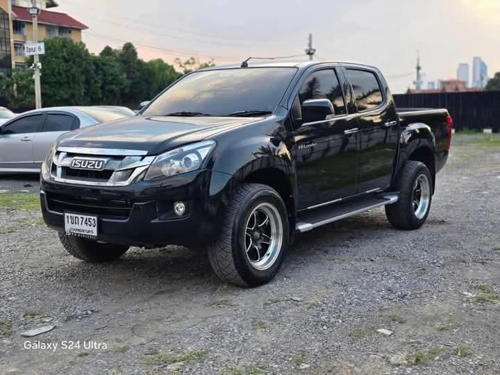 Isuzu D-Max มือสอง สีดำสวย 3