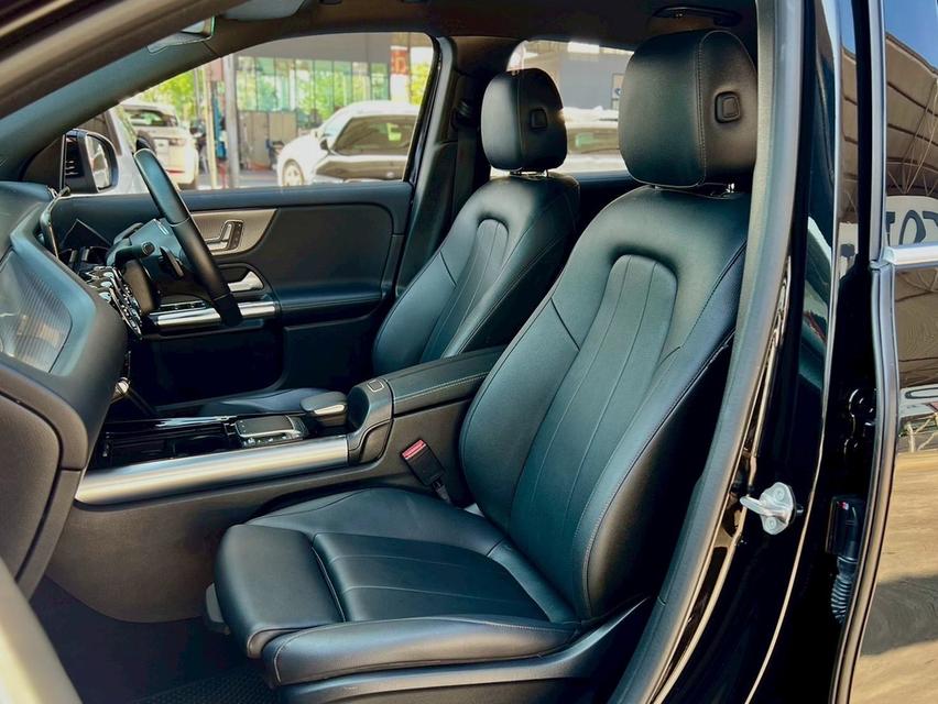 รหัสรถ NP1875 ✨ คัดพิเศษ Mercedes‑Benz GLA200 2021 รูปที่ 12