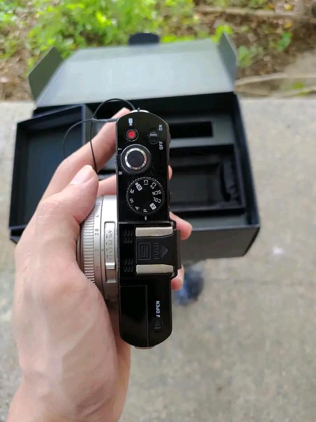 กล้องมือสองรุ่น Leica ราคาเบาๆ 2