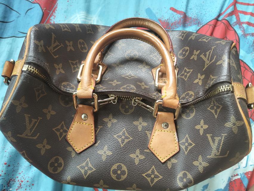 กระเป๋ามือสอง ราคา2990 บ. ขนาด30" รูปที่ 4