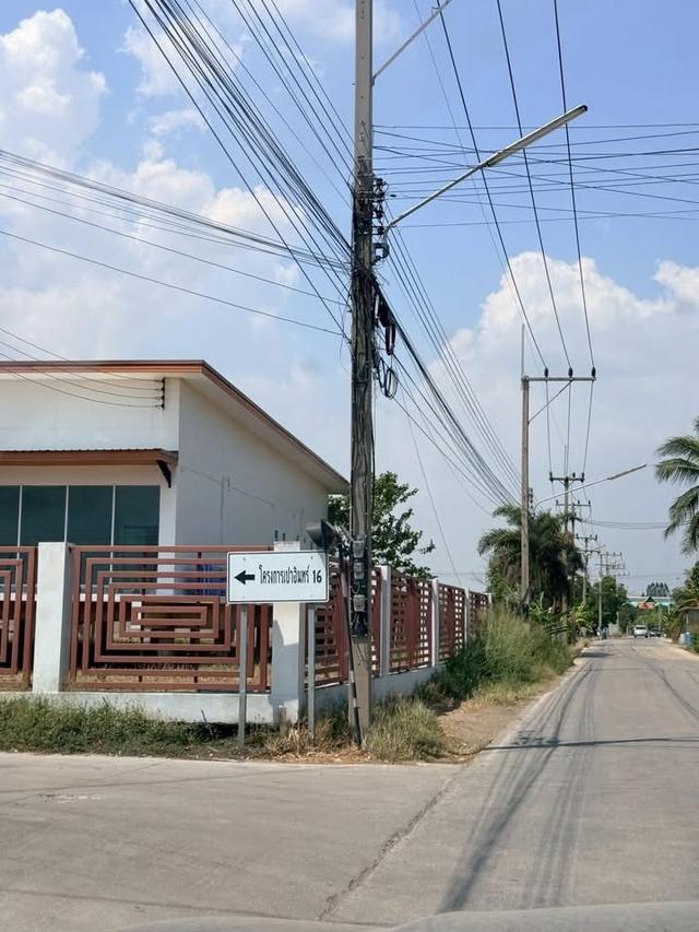 ขายด่วน ที่ดิน 180 ตารางวา ติดถนนสาธารณะ ถมแล้ว อิน 16 อ.ลาดหลุมแก้ว จ.ปทุมธานี 1