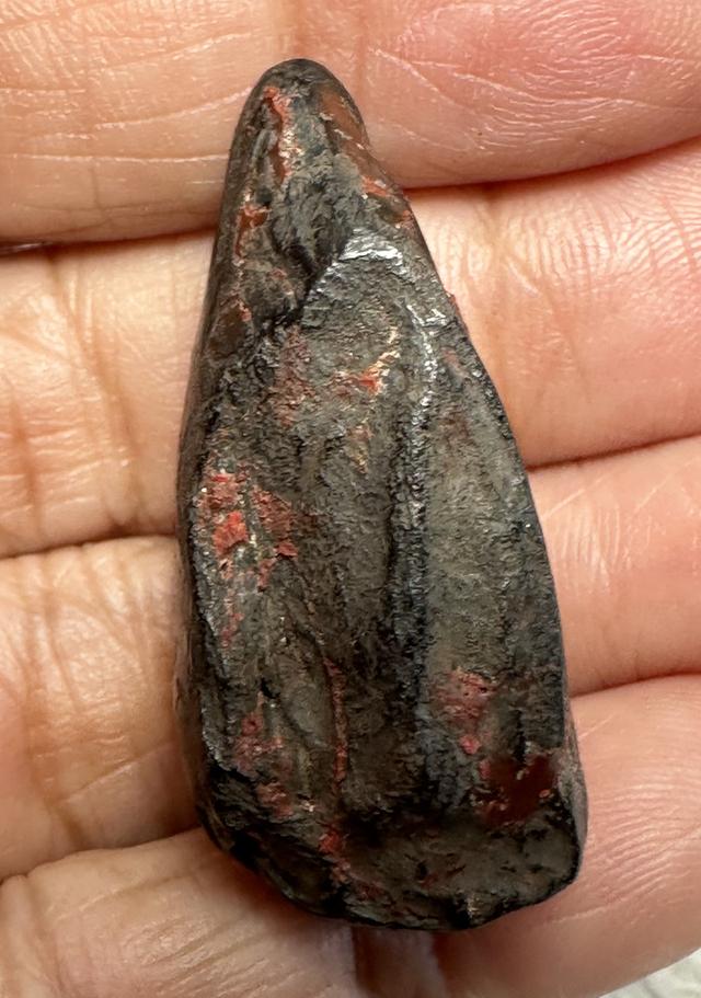 พระกริ่งคลองตะเคียน ด้านหลังกระเทาะเดิม ลงรักร่องชาด มีกริ่ง 6