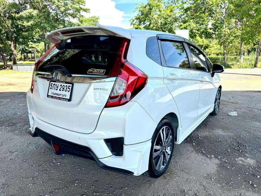 Honda jazz 1.5SV ปี 2017 รถบ้าน สภาพสวย ไม่เคยชน ไม่เคยติดแก๊ส