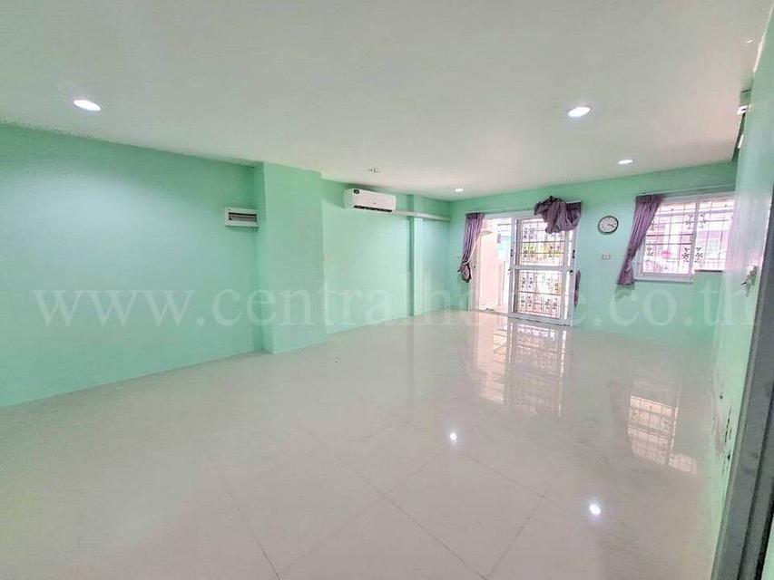 ทาวน์เฮ้าส์ ธาราศิริ โพรงมะเดื่อ ใกล้ แม็คโคร นครปฐม 12