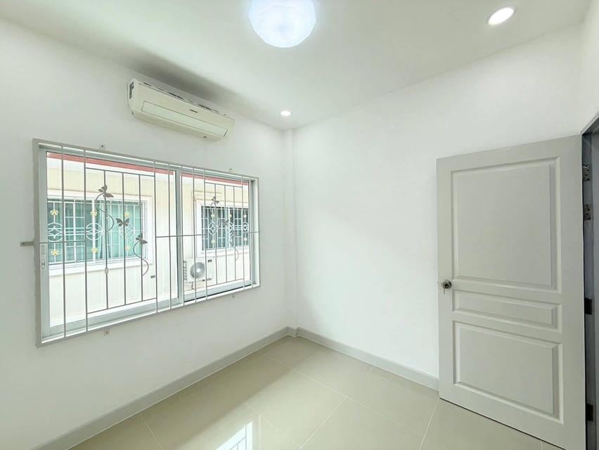 หมู่บ้านพนาสนธิ์วิลล่า นิมิตรใหม่ 10