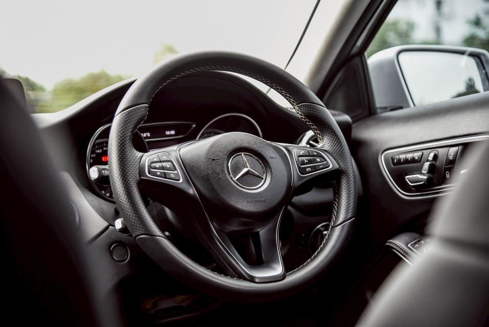 รหัสรถ CBL3555 Mercedes-Benz GLA200 1.6 Urban AT 2019 17