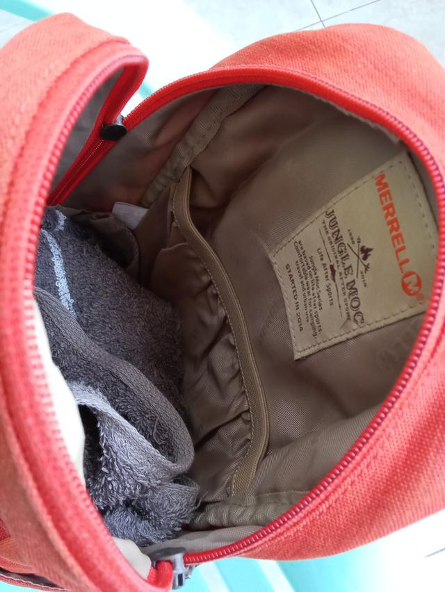 กระเป๋าคาดอกมือสองแท้นำเข้า รูปที่ 5