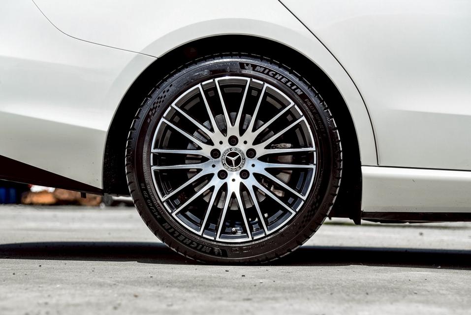 รหัสรถ CBL2383 Mercedes-Benz C220d Avantgarde W206 AT 2022 11