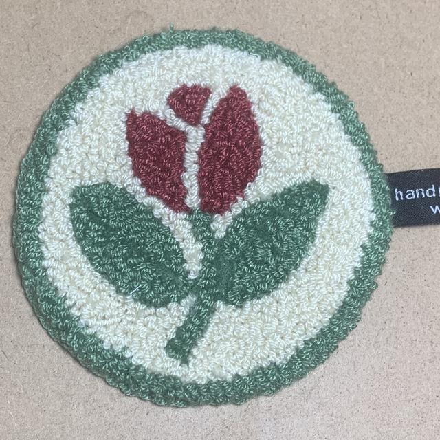 ที่รองแก้วไหมพรมปักฟู ลายทิวลิปวินเทจ (Vintage Tulip)
