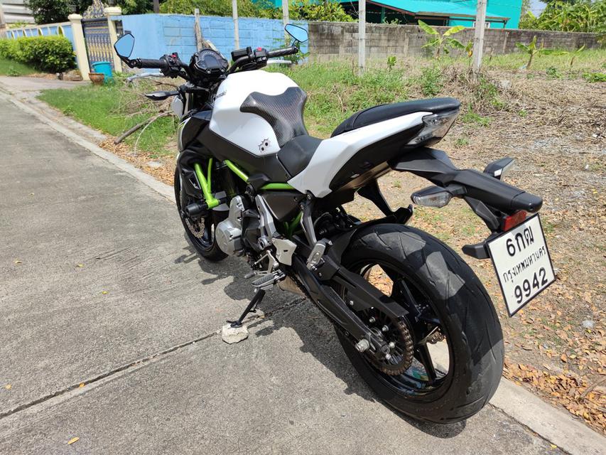  ลดราคา Kawasaki Z650 สีขาวค่ะ 6