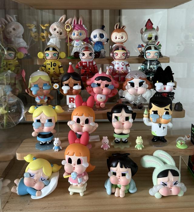 Popmart Labubu Cry baby รูปที่ 2