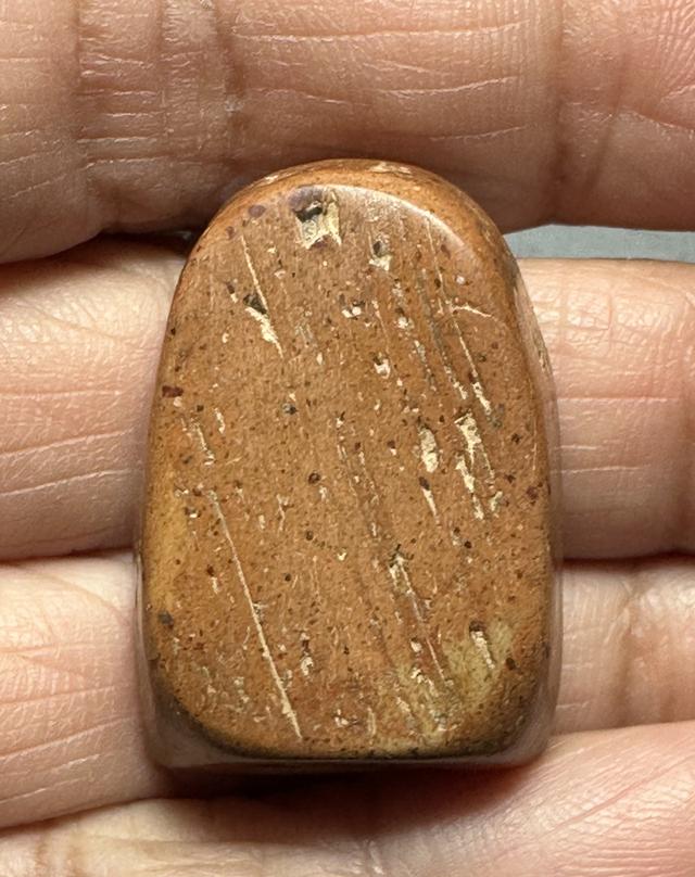 พระกำแพงซุ้มกอ พิมพ์ใหญ่ รูปที่ 2