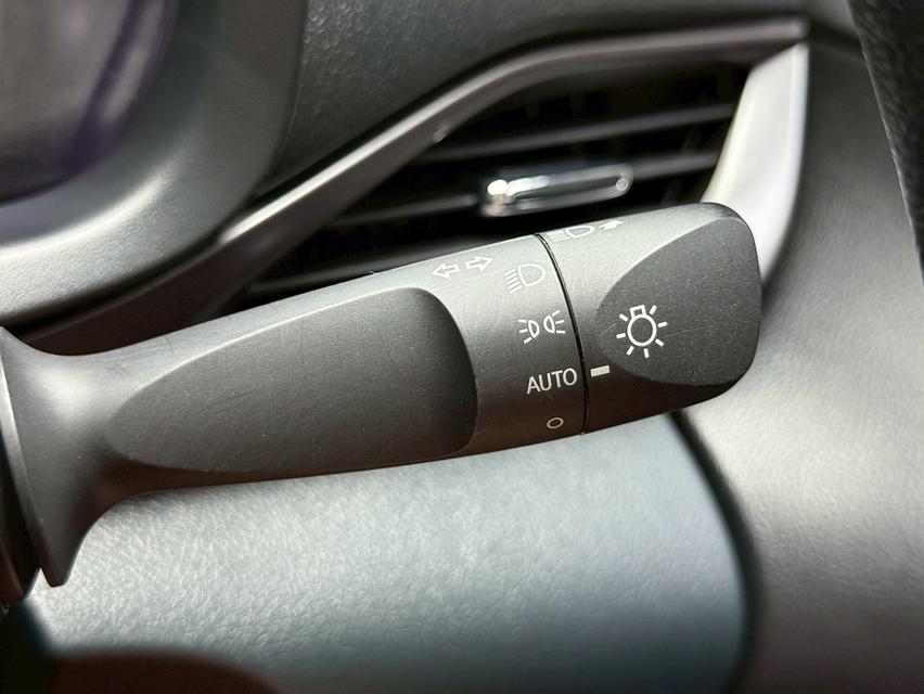 Toyota yaris 1.2 hatchback ใช้ไป 4x,000 บาท กม. 9
