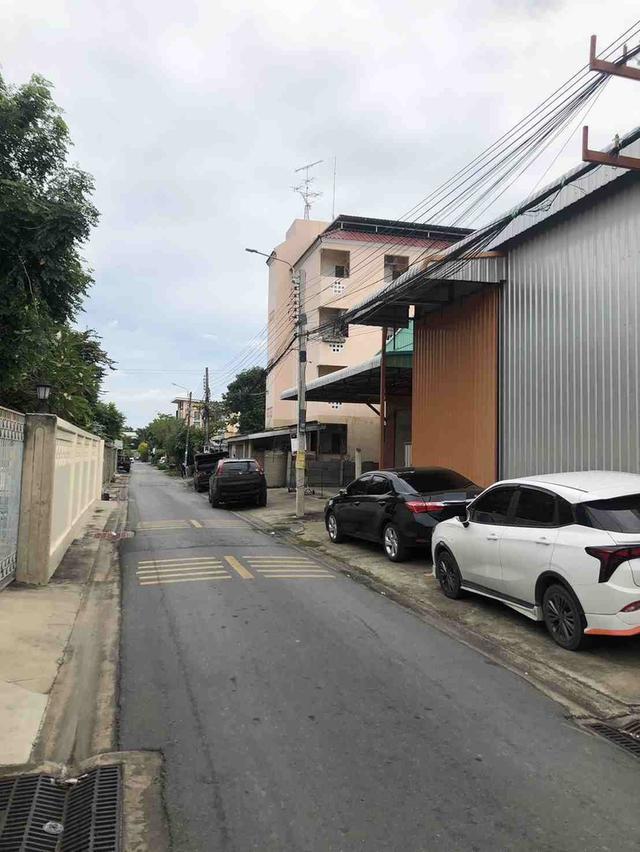 B1032  ให้เช่าโกดังสินค้าขนาด 190 ตารางเมตร ซอยนวมินทร์111 5