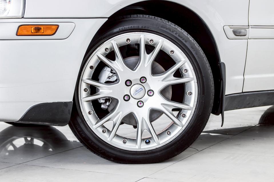 VOLVO S80 2.4 D5 2005