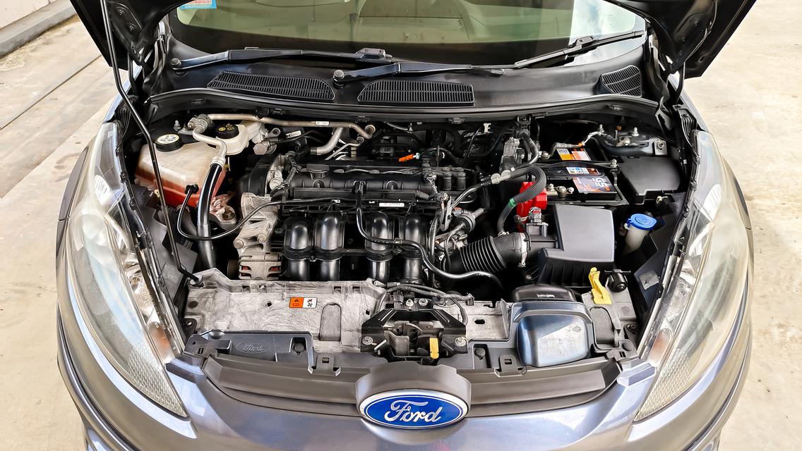 FORD Fiesta 1.5 Sport Hatchback 2012 จด 2013 16