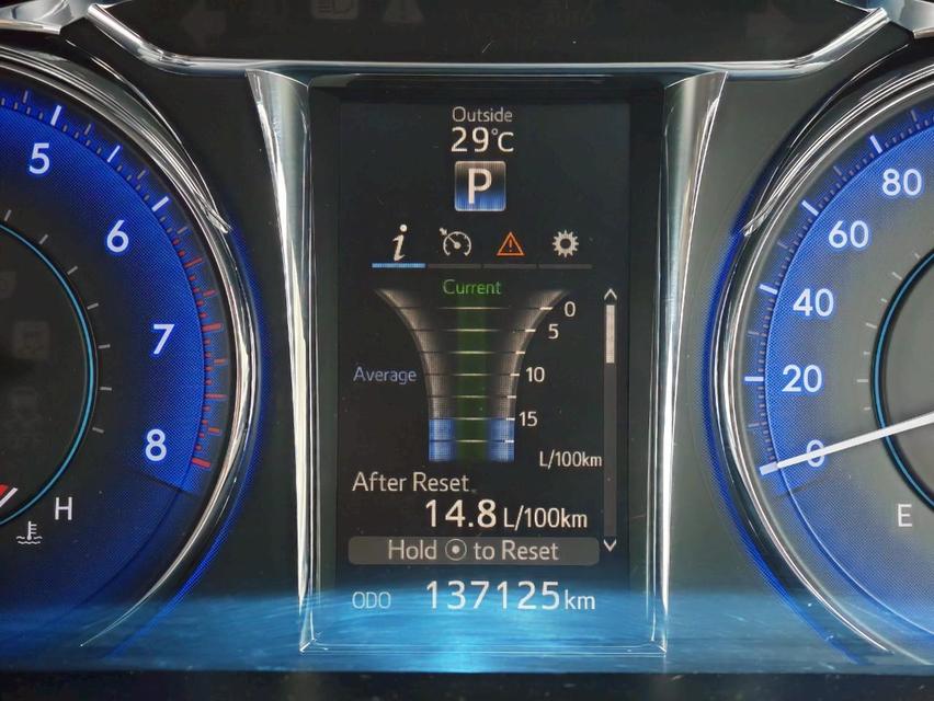 TOYOTA CAMRY 2.5G ESPORT 5