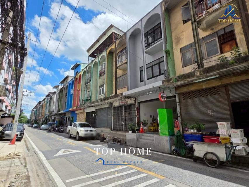 🔥 โอกาสทอง! ขายอาคารพาณิชย์ 3 ชั้น รีโนเวทใหม่ ทำเลค้าขาย ซอยวิเศษสุข รามคำแหง 32 🔥 4