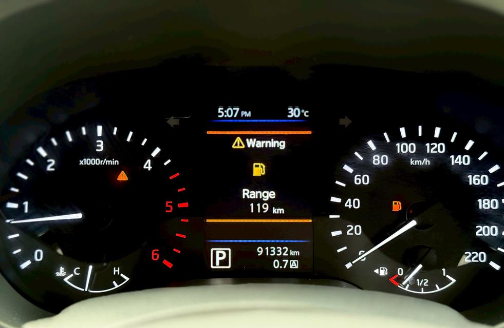  NISSAN NAVARA NP300 2.5 EL DOUBLE CAB CALIBRE BLACK EDITION 2020  15