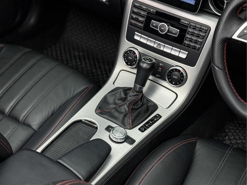 รหัสรถ WRT6414 Benz SLK200 Amg Package 1.8 R172 Convertible AT สีขาวปี2013 10
