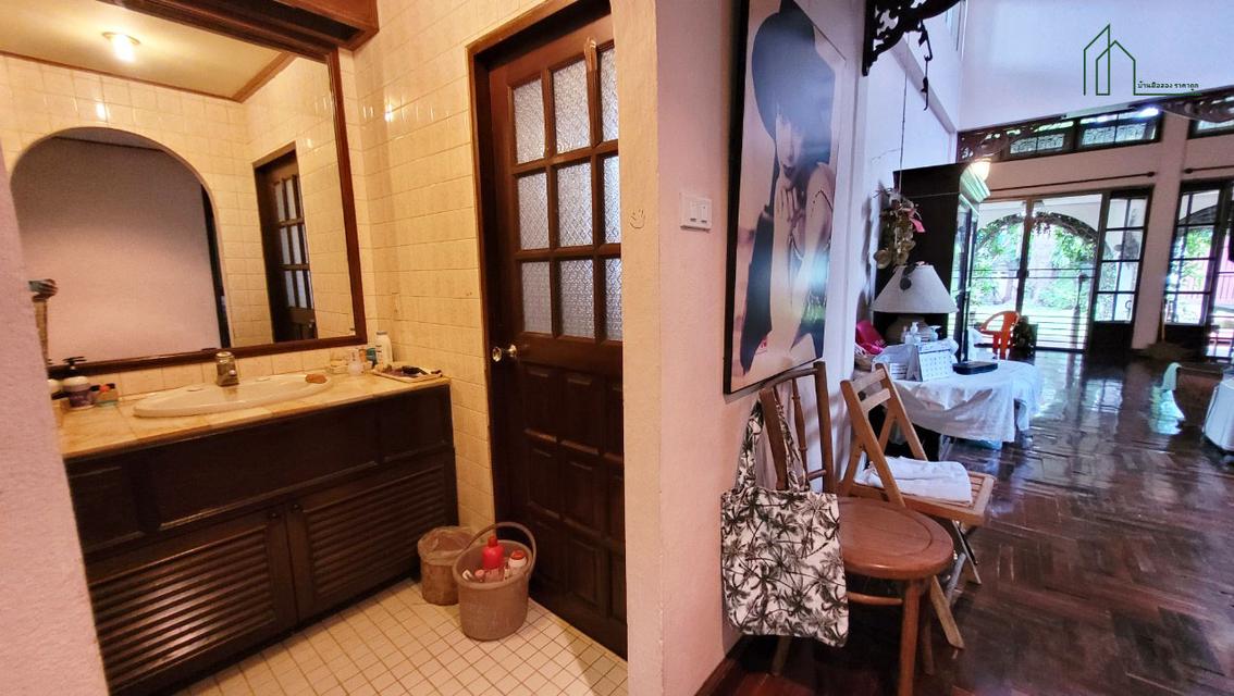 บ้านเดี่ยว 2 ชั้นครึ่ง บนเนื้อที่ 288 ตรว. ซอยลาดพร้าว 101 วังทองหลาง บ้านสไตล์ฝรั่งเศส 15