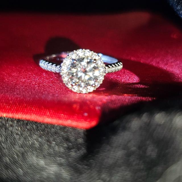 กำไลเพชร เพชรเรียบหรู ดูเเพง เพชรงาม เพชรแท้  -ปุอามี่ Diamond Lap Rama2 9