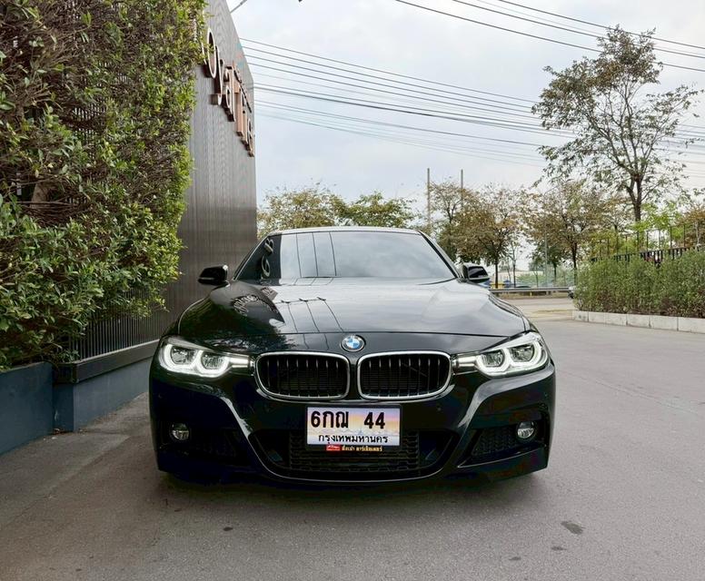Bmw 320d M Sport LCI ปี18 ไมล์น้อยสุดในตลาด รถสวย มือเดียว สีเดิมทั้งคัน เข้าศูนย์ทุกระยะ