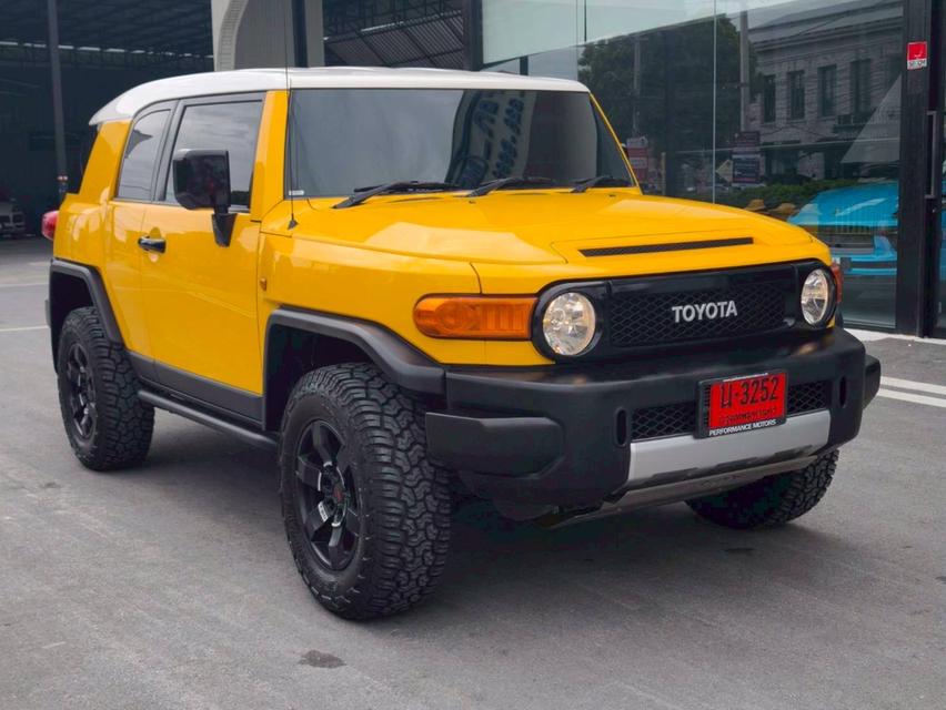 รหัสรถ KPV3252 🚗 2011 Toyota FJ CRUISER V6 4.0 4x4 A/T Wagon 60th Anniversary Edition