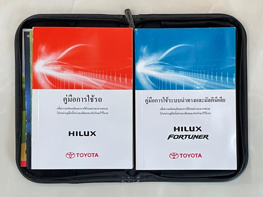 TOYOTA HILUX REVO DOUBLE CAB 2.8 4WD ROCCO ปี 2022 AUTO 4X4 สภาพนางฟ้า 19