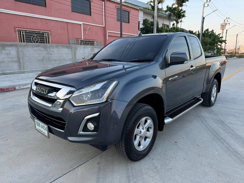 ISUZU D-MAX 1.9 Z M/T ปี2015 มือเดียวป้ายแดง