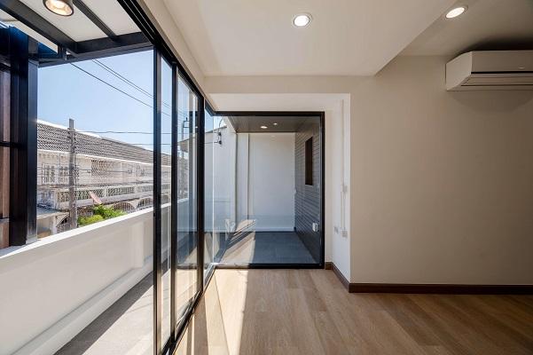 Zen Home at Sukumvit สไตล์ Modern Tropical ใกล้ BTS เชื่อมต่อสุขุมวิท 10