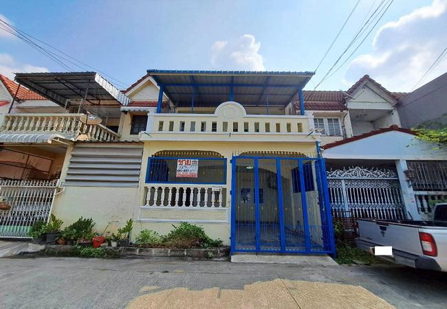 ขายทาวน์เฮ้าส์ หมู่บ้านธนะธานี ถนนสุคนธสวัสดิ์ ซอย 24 เขตลาดพร้าว กรุงเทพมหานคร 1