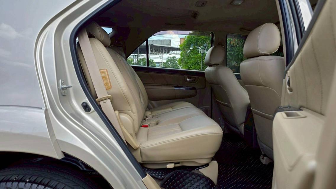 TOYOTA FORTUNER, 2.5 G ปี 2013 โฉม ปี11-15 14