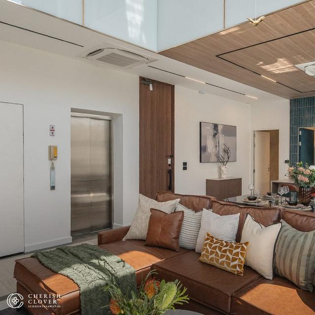 Cherish Clover Sukhontasawat 20 บ้านพูลวิลล่าสุดหรู พร้อมลิฟท์ส่วนตัว 5 ห้องนอน 6 ห้องน้ำ Double-Volume Living จอดรถได้ 3 คัน 4