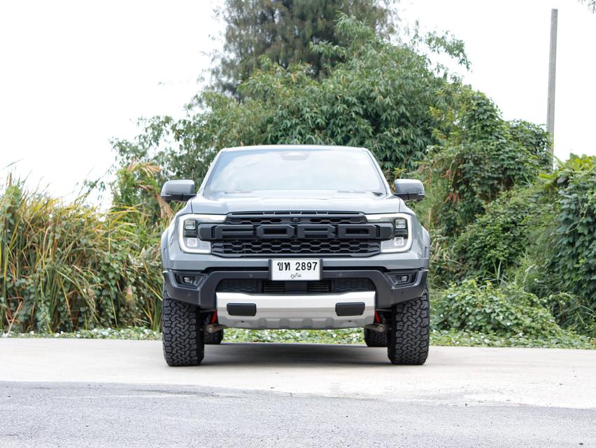 Ford Ranger Double Cab 2.0L Bi-Turbo Raptor 4WD ปี 2023 โฉม DOUBLE CAB เกียร์ AUTO ดีเซล สีเทา รถบ้านพร้อมใช้งาน ไมล์เพียง 21,753 km. 2