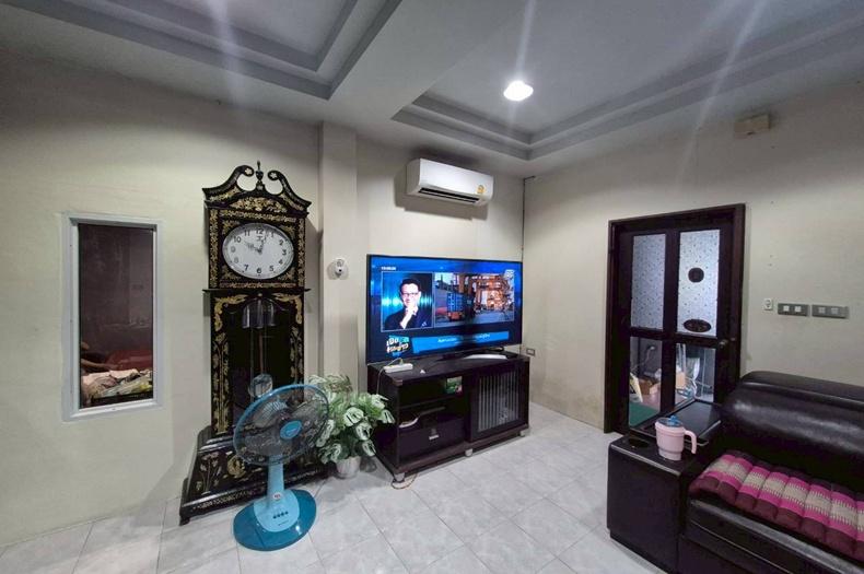 ทาวน์เฮาส์ หมู่บ้านบางใหญ่ซิตี้ (ซอย15) เนื้อที่ 18 ตร.ว. ใกล้ตลาดบางใหญ่ ถนนกาญจนาภิเษก ตำบลเสาธงหิน อำเภอบางใหญ่ นนทบุรี 3