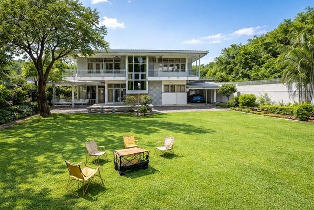 ใกล้ทางด่วนสุขุมวิท 62 BTS บางจาก 500 ม.บ้านเดี่ยว บิ๊กซี อ่อนนุช 2 ชั้นให้เช่า 6นอน 4น้ำ หลังใหญ่ 200 ตร.ว. 5 จอดรถ มีส 1