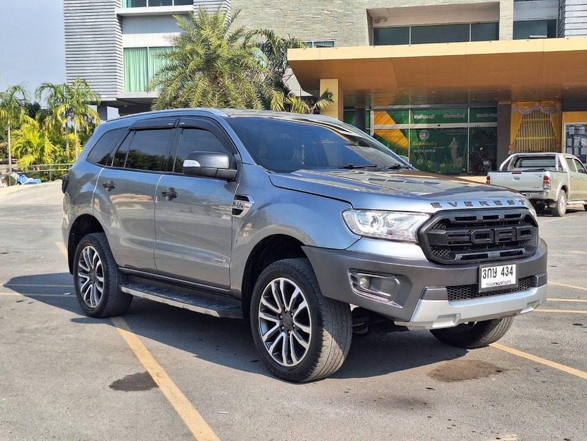 FORD EVEREST 2.2 TITANIUM ปี 2016  2