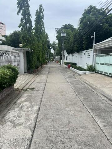 ให้เช่าด่วน บ้านเดี่ยวหรู 2 ชั้น ทำเลทอง ใกล้สวนเบญจกิติ BTSนานา พร้อมเข้าอยู่ renovateใหม่ 7