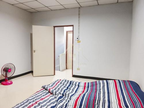 ทาวน์เฮ้าส์ 2 ชั้น หมู่บ้าน กฤษณา สามโคก ปทุมธานี 5