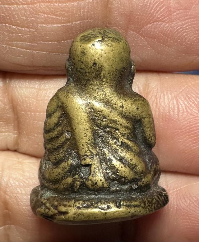 🙏รูปหล่อล.พ.เงิน พิมพ์นิยม  2