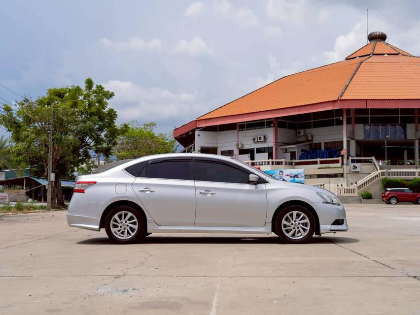 NISSAN SYLPHY 1.6E 2012 จด 2013